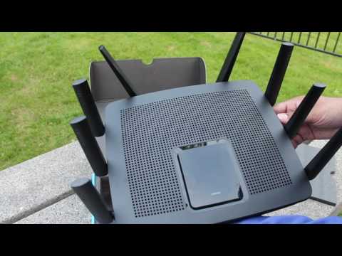 Linksys EA9500 Router unboxing and review